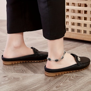 Mules mocassins noires pour femmes à talon ouvert avec boucle en strass, chaussures plates décontractées respirantes en cuir PU souple pour la conduite - Product Image 4