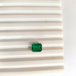 Elegance stunning 3.65 carat Green Emerald Panna beautifully <b>crafted</b> Emerald Gemstone Handmade Bulk Product - Product Image 6