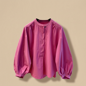 Blusa de Algodón Rosa con Cuello Mandarín Personalizada para Mujer |   Blusa Casual de Primavera/Verano de Color Sólido con Mangas Abullonadas y Corte Holgado |   OEM ODM - Product Image 4