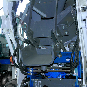 รถผสมคอนกรีตแบบโหลดเองขนาดเล็ก ZC7500 ความจุ 5 ลูกบาศก์เมตร - Product Image 4