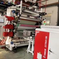 Machines de fabrication de panneaux muraux en PVC/Ligne d'extrusion de marbre artificiel/Machine de production de feuilles de sol SPC Fabricant d'usine en Chine
