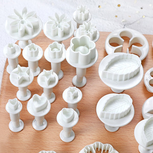 Bộ của 33 pit tông fondant cắt bánh công cụ bánh cookie Biscuit bakeware phụ kiện Khuôn thủ công 3D Sugarcraft bánh trang trí công cụ - Product Image 3