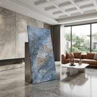 Lembaran Batu Sintered Tampilan Marmer Alami Premium 900x1800mm Permukaan Mikro Embossed Tahan Noda Api Ramah Lingkungan Untuk Luar Ruangan