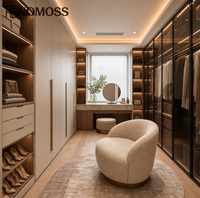 Vente en gros de dressing de luxe pour hôtel et villa, avec armoires du sol au plafond, éclairage LED et îlot, fabrication OEM