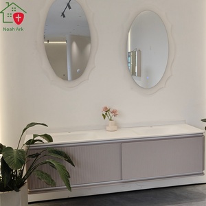 Meuble-lavabo de salle de bain gris froid moderne avec finition laquée en mélamine, lavabo double blanc, double miroir, style hôtel - Product Image 3