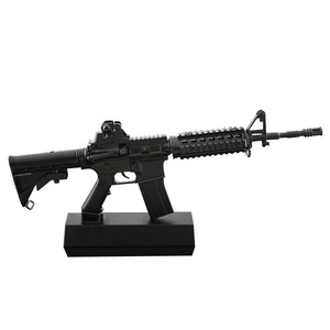 Modèle de pistolet d'assemblage M4A1 Ar15 Ar18 Noir 1:3 Modèle de pistolet en métal Pistolet de sécurité Jouet miniature - Product Image 2
