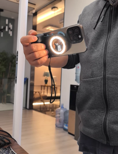 Bâton de selfie sans fil avec lumière LED Télécommande cachée Trépied magnétique à 360 ° pour la <span class=keywords><strong>photographie</strong></span> sur <span class=keywords><strong>smartphone</strong></span> - Product Image 2