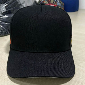 Cappello Snapback da Uomo in Suede Nero a 5 Pannelli con Fodera in Raso, Ricamo 3D a Rilievo Personalizzato con Logo del Brand, Ordine Minimo <span class=keywords><strong>20</strong></span> Pezzi - Product Image 2