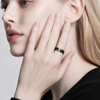 Bagues en céramique facettées noires de haute technologie avec zircon transparent dans un serti en acier inoxydable, bijoux cadeau de mariage, vente en gros OEM ODM