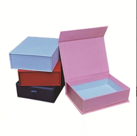 Boîte personnalisée portable en forme de livre, en papier blanc, avec fermeture magnétique, pliable, pour tablette et cosmétiques, format folio.