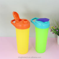 Bouteille de sport portable en PP pour shaker de protéines, sans BPA, anti-fuite, idéale pour la gym en extérieur – Fabrication OEM