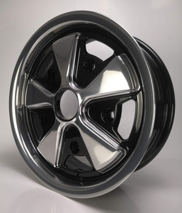 Rin <span class=keywords><strong>Flyway</strong></span> Diseño Fuchs 15x4.5 15x5.5 5x205 para VW Clásico Antiguo Negro Brillante con Pulido a Mano - Product Image 4