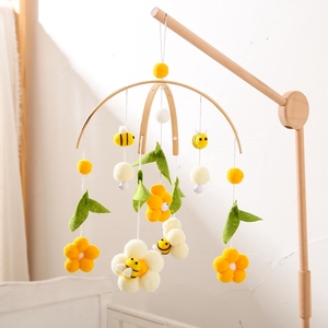 <span class=keywords><strong>Mobile</strong></span> musical <span class=keywords><strong>pour</strong></span> berceau en feutre, vente en gros, avec jouets suspendus mignons, motif abeille et fleur, style bohème, décoration de chambre d'enfant, jouet apaisant - Product Image 2