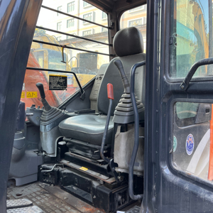 Excavadora de cadenas Hitachi Zx70 usada con certificación CE, con capacidad de cazo de 0.33m, alto rendimiento y bajo consumo de combustible - Product Image 6