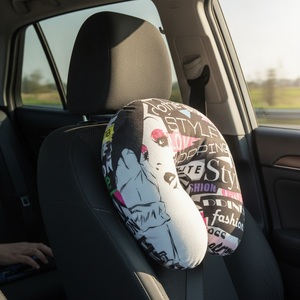 Almohada de Viaje Portátil en Forma de U de Poliéster de 41x33cm con Logotipo Personalizado, Regalo Promocional - Product Image 5