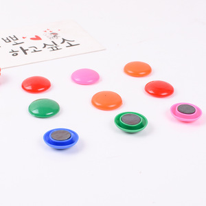 Autocollants magnétiques colorés en perles de 3 cm, aimants ronds en résine synthétique pour réfrigérateur, clips magnétiques pour tableau blanc - Product Image 3