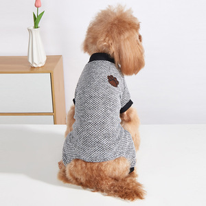 Pijama para Perro, Gris, Talla SML, para Todas las Temporadas, Diseño Casual con Estampado de Huellas - Product Image 2