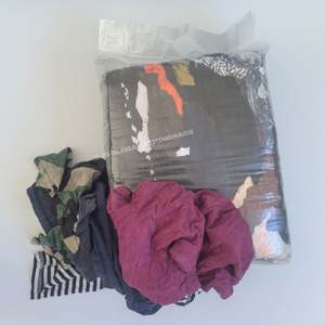 Trapos de Limpieza de Tela Reciclada 100% Algodón, 10kg 20kg 25kg, Trapos Industriales de Camiseta para Limpieza - Product Image 1