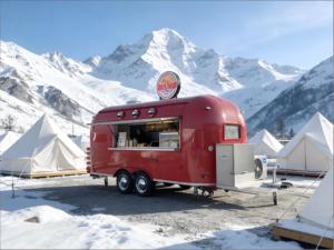 Nuovissimo Food Truck Personalizzabile con Attrezzatura da Cucina Completa per Avviare Rapidamente un'Attività di Ristorazione Mobile - Product Image 5