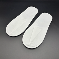 Chaussons d'hôpital jetables écologiques, confortables, doux et durables, blancs, à bout fermé, en non-tissé, pour usage unique