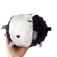 Balle jouet pour animaux de compagnie en coton pour petits chiens moyens costume en peluche transfrontalier en gros avec cloche d'accompagnement pour chats chiens