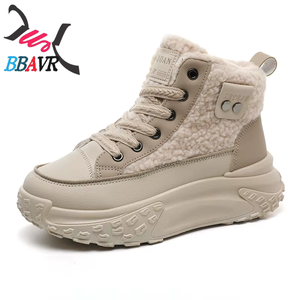 Nouvelles Chaussures Décontractées Montantes Hiver 2025 K6701 en Polaire d'Agneau, à Enfiler, Semelle Plate Polyvalente, Épaisse et Chaude, pour Étudiants - Product Image 3