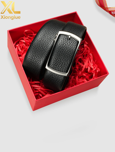 Cinturón de Cuero Personalizado para Hombre con Hebilla Giratoria Reversible de Zinc, Diseño de Cuero Repujado con Patrón de Moda - Product Image 2
