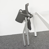 Chaise de bureau et de formation pliable moderne QINGSHUAI M03 avec roulettes et accoudoirs, cadre en aluminium pour utilisation en conférence