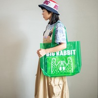 Recycler chaud été holographique irisé Pvc Eva Tpu Transparent clair promotionnel plage fourre-tout sac à main