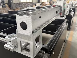 Viga transversal de aluminio de alta precisión para eje <span class=keywords><strong>X</strong></span> y postes de soporte - Product Image 3