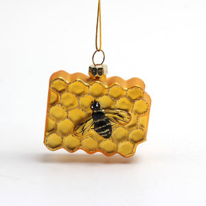Adornos <span class=keywords><strong>de</strong></span> Pascua <span class=keywords><strong>de</strong></span> Navidad <span class=keywords><strong>de</strong></span> cristal pintados a mano personalizados, forma <span class=keywords><strong>de</strong></span> colmena <span class=keywords><strong>de</strong></span> girasol <span class=keywords><strong>de</strong></span> abeja, colgante <span class=keywords><strong>de</strong></span> Navidad ecológico - Product Image 3