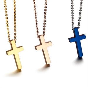 Collier pendentif croix simple et tendance, personnalisable en acier inoxydable, pour homme - Product Image 1