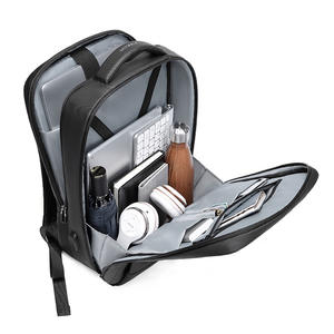 Nueva Mochila de Viaje para Hombre, Negra, Impermeable, Gran Capacidad, para Portátil, con Puerto USB, Primavera 2025 - Product Image 2