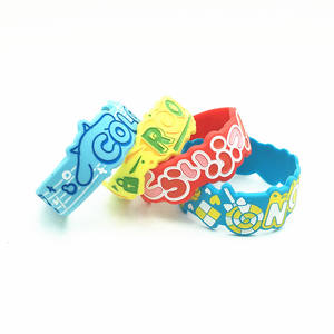 Braccialetti in Silicone dal Design Giapponese Unico da 1 Pollice, Bracciali Carini e Adorabili - Product Image 1