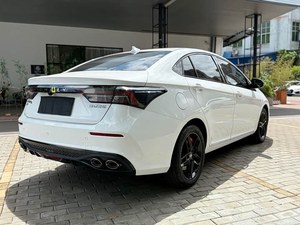 Auto Usado Chery Arrizo 5 GT Modelo 2022 1.6T DCT Yu Vehículo de Gasolina de 5 Plazas Turboalimentado R17 Volante a la Izquierda Jiben Auto - Product Image 3