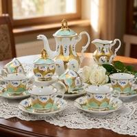 86pcs style royal en relief or porcelaine luxe dîner ensemble assiette bol plat ensembles avec café thé tasse pour chaud et fête de mariage