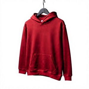 Sudadera con Capucha Roja para Hombre con Pedrería, Estilo Urbano, Casual, con Bolsillo Canguro - Product Image 3
