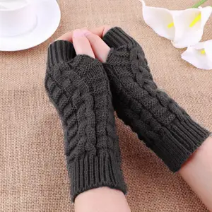 महिला सर्दियों हाथ Crochet Thumbhole शाखा Warmers बुनना Fingerless दस्ताने