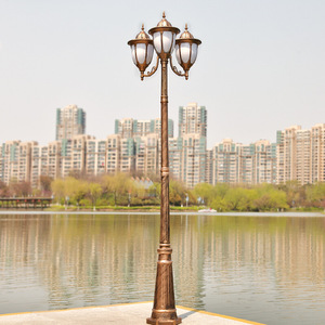 Lampadaire de jardin extérieur en fer, LED blanc chaud, abat-jour en verre, IP66, AC 220V, 2700K, garantie 10 ans, détecteur de mouvement, alimenté par énergie solaire - Product Image 3