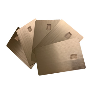 Carte <span class=keywords><strong>di</strong></span> <span class=keywords><strong>Credito</strong></span> in Metallo, Schede Vuote in Acciaio Inossidabile con Slot Chip 4442 e Banda Magnetica per Incisione Laser e Rivendita nel Tuo Paese - Product Image 4