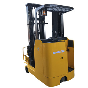 Used Reach Truck Heavy Duty Komatsu Forklift Stacker 1500kg 1.5 Ton Diesel Hydraulic <b>Side</b> Shifter Two Stage Mast Solid Tire - Product Image 1