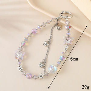 Nuevo Llavero Creativo de Perlas con Corazón, Abalorio de Oso con Cuentas Blancas y Negras, con Cadena para Decoración de Fundas de Teléfono y Bolsos, Regalo Sencillo Estilo Coreano - Product Image 5