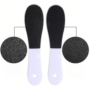 Alat Perawatan Pedikur Penghapus Kulit Mati dan Kapalan dari Plastik Profesional Buatan OEM, Dua Sisi, Sekali Pakai - Product Image 1