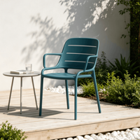 Chaise de salle à manger moderne en plastique avec accoudoirs, ergonomique et empilable, idéale pour les salles de formation scolaires – Vente directe usine