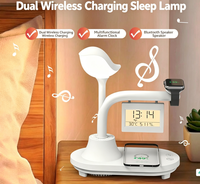 Wisteria Plüsch Modische Personalisierte Multifunktionale Kabellose Ladestation Bluetooth-Lautsprecher RGB-Nachtlicht Digitales Geschenk