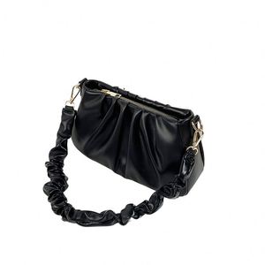 Nouveauté 2026 Sac à bandoulière pour femme fait main en crochet de luxe, motif tressé, style vintage, en paille, pour l'hiver et la plage - Product Image 1