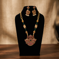 Women Pride Designer Vergoldet Traditioneller Schmuck Anhänger Set für Frauen (Rot Grün)