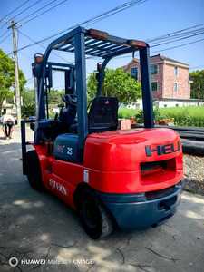 Transpaleta diésel <span class=keywords><strong>HELI</strong></span> usada de 2,5 toneladas con potente motor Isuzu 4X4 Drive, garantía de 6 meses - Product Image 5