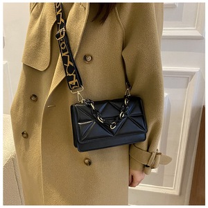 Women's Retro PU Leather Polyester Handbag Lattice Chain Wide Shoulder Strap Small Geometric Leisure <strong>Bag</strong> Fashionable Lady - Product Image 6