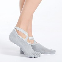 Nouvelles chaussettes de yoga et de Pilates pour femmes, antidérapantes, résistantes à l'abrasion, à doigts entiers, à bout ouvert, à doigts séparés, en coton